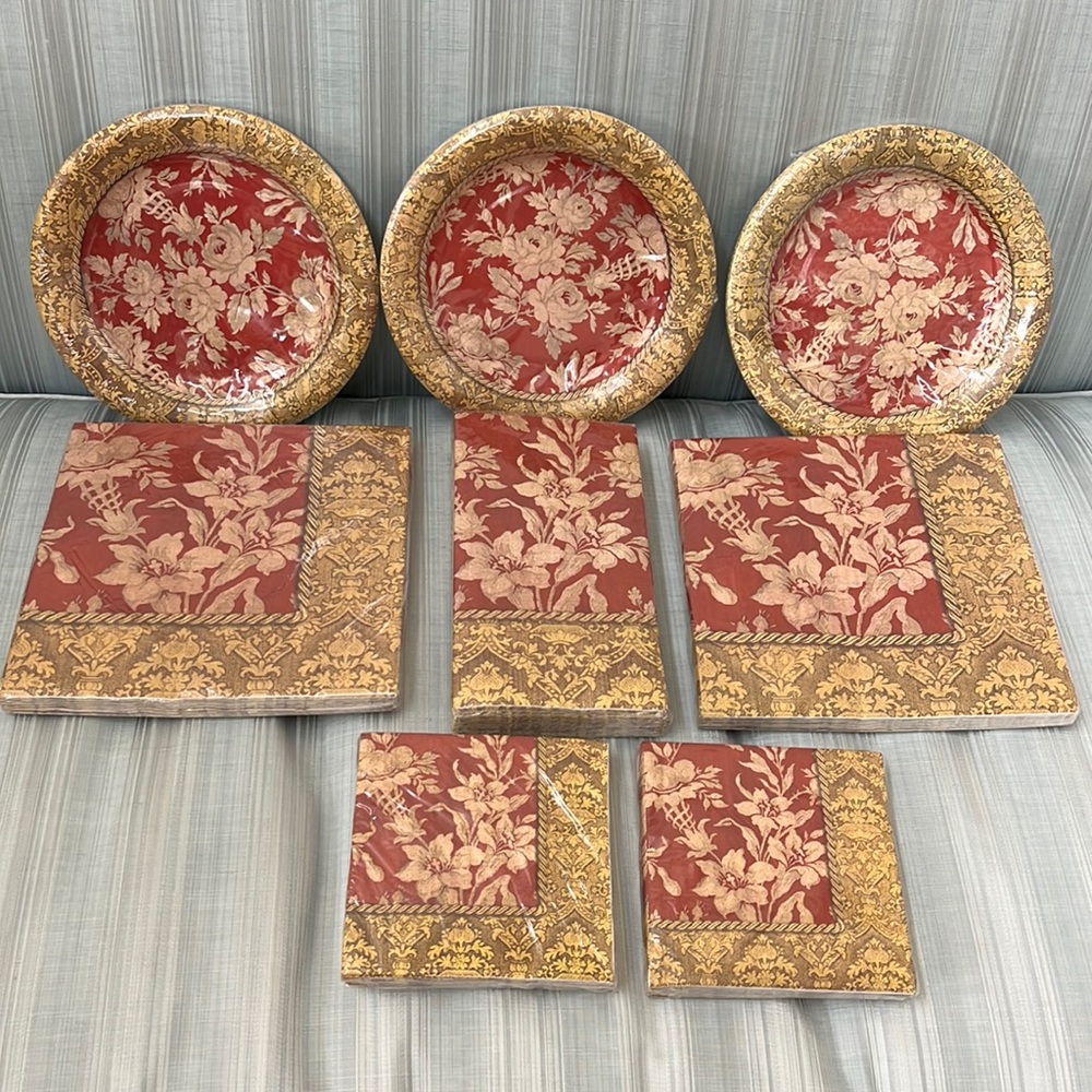 Luncheon Set for 24 - Plates, Lunch &  Beverage Napkins, Guest towels - NEW